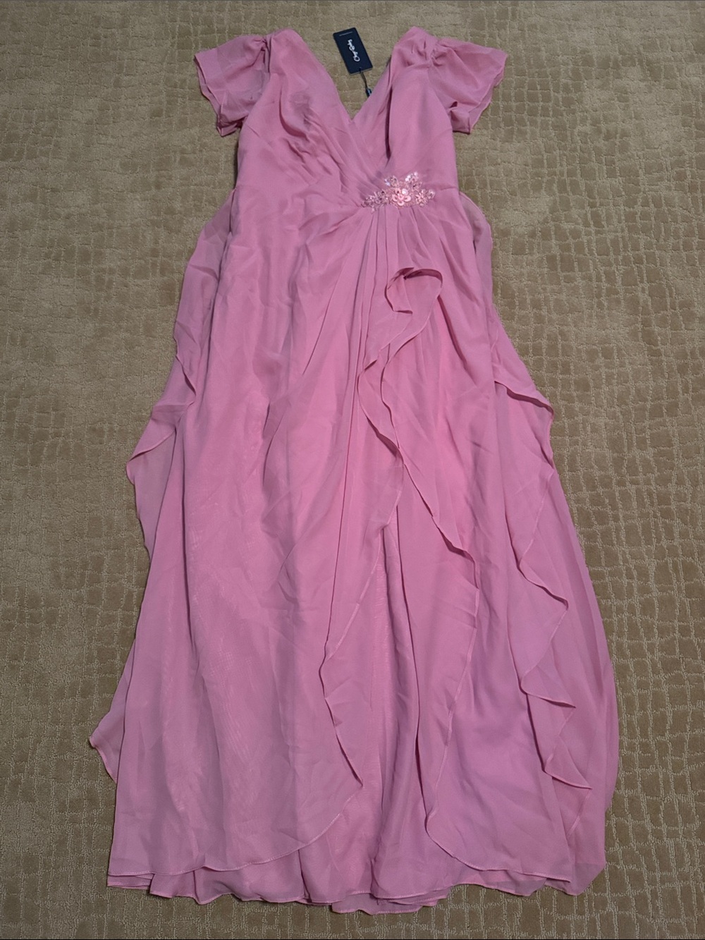 Flowing Pink V-Neck Maxi Dress with Ruffle Skirt